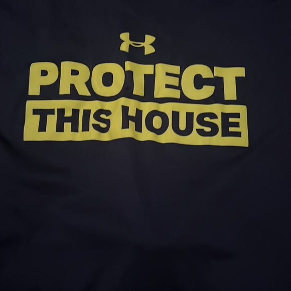 COPY - Boys size L short and tshirt set. Navy with bright green. - Picture 2 of 5